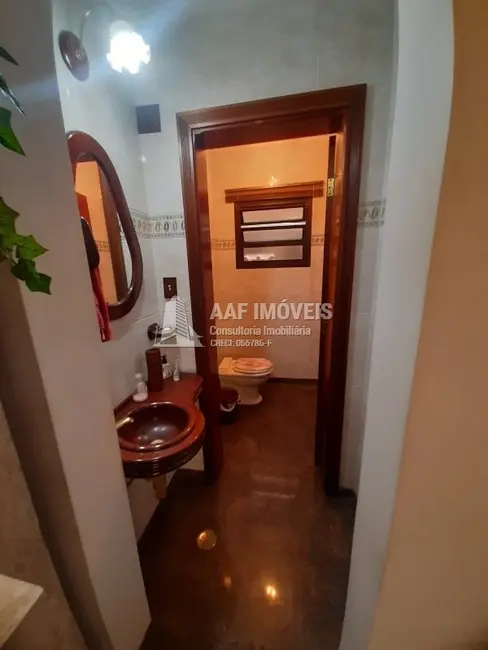 Sobrado com 3 quartos à venda, 286m2 em Jardim Vila Formosa, São Paulo - SP - imagem 8 Foto 8 de Sobrado com 3 quartos à venda, 286m2 em Jardim Vila Formosa, São Paulo - SP