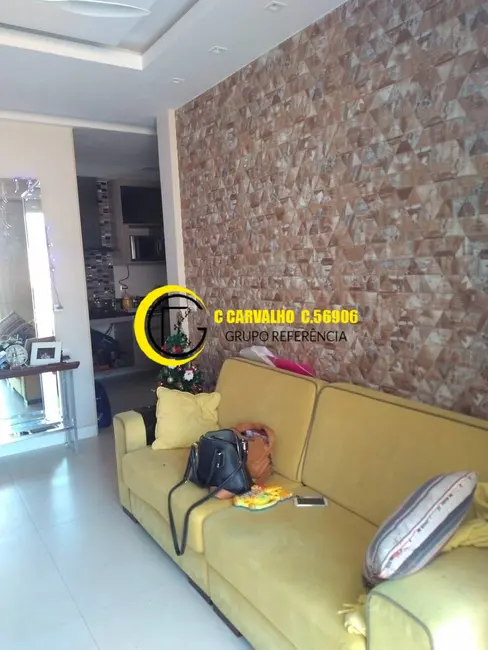 Casa com 4 quartos à venda, 200m2 em Penha, Rio De Janeiro - RJ - imagem 9 Foto 9 de Casa com 4 quartos à venda, 200m2 em Penha, Rio De Janeiro - RJ