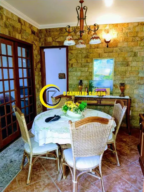 Foto 31 de Casa com 6 quartos à venda, 486m2 em Centro, Saquarema - RJ