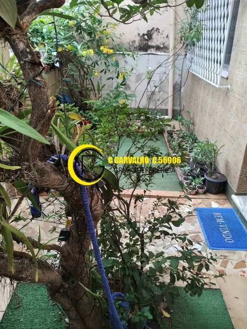 Casa com 4 quartos à venda, 103m2 em Ramos, Rio De Janeiro - RJ - imagem 6 Foto 6 de Casa com 4 quartos à venda, 103m2 em Ramos, Rio De Janeiro - RJ