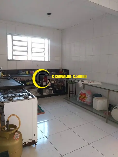 Casa com 3 quartos à venda, 140m2 em Olaria, Rio De Janeiro - RJ - imagem 8 Foto 8 de Casa com 3 quartos à venda, 140m2 em Olaria, Rio De Janeiro - RJ