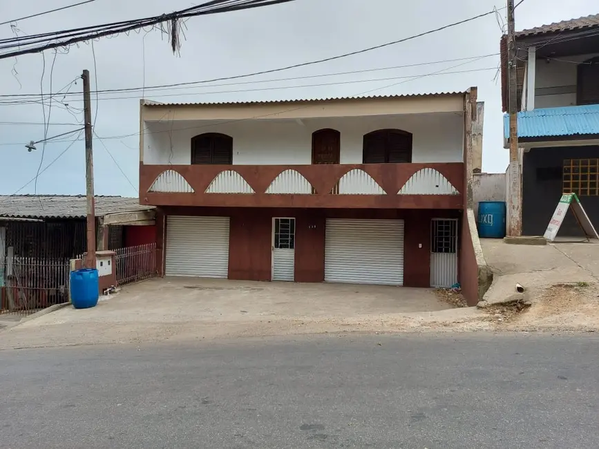 Foto 1 de Casa com 2 quartos à venda, 300m2 em Centro, Curitiba - PR