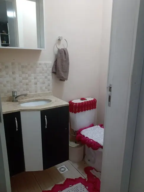 Sobrado com 2 quartos à venda, 95m2 em Cajuru, Curitiba - PR - imagem 4 Foto 4 de Sobrado com 2 quartos à venda, 95m2 em Cajuru, Curitiba - PR