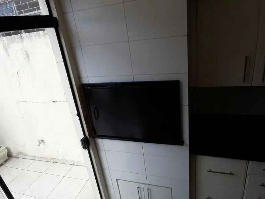 Sobrado com 4 quartos à venda, 203m2 em São Francisco, Curitiba - PR - imagem 3 Foto 3 de Sobrado com 4 quartos à venda, 203m2 em São Francisco, Curitiba - PR