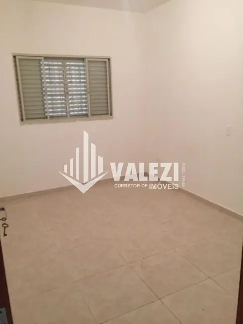 Foto 4 de Casa com 2 quartos à venda, 70m2 em Salto - SP