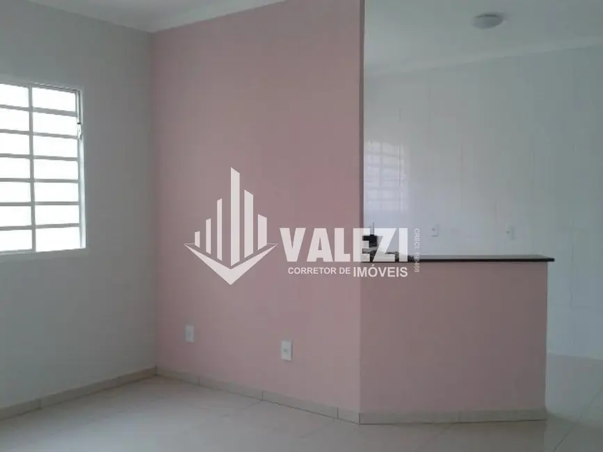 Foto 6 de Casa com 2 quartos à venda, 90m2 em Salto - SP