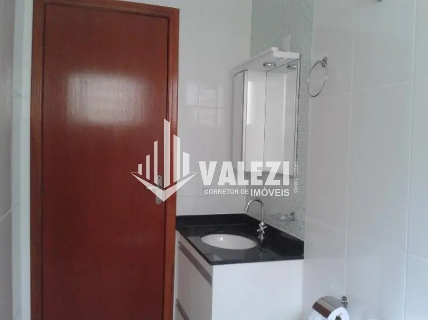 Foto 8 de Casa com 2 quartos à venda, 90m2 em Salto - SP