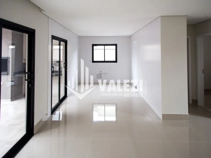 Casa de Condomínio com 3 quartos à venda, 255m2 em Condomínio Residencial Village Vert, Sorocaba - SP - imagem 7 Foto 7 de Casa de Condomínio com 3 quartos à venda, 255m2 em Condomínio Residencial Village Vert, Sorocaba - SP