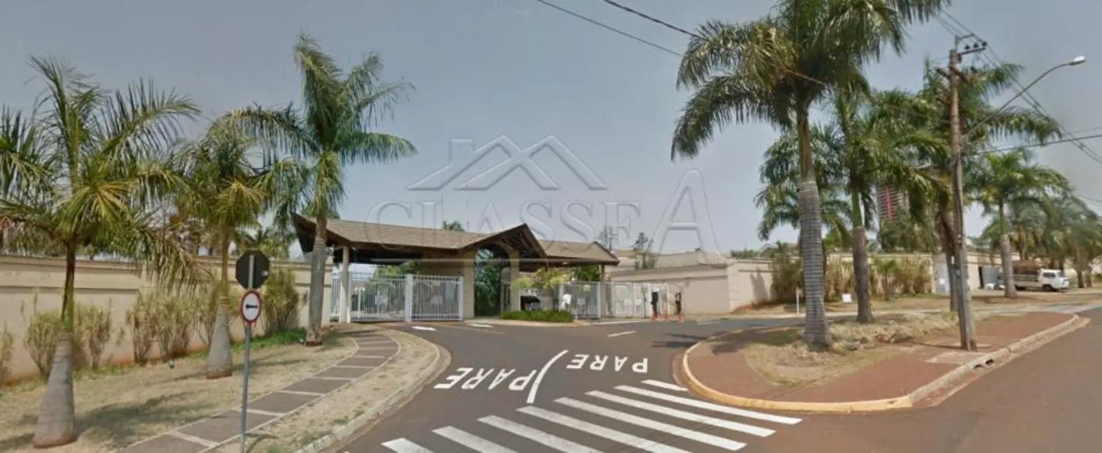 Foto 1 de Sobrado com 3 quartos à venda, 230m2 em Ribeirao Preto - SP