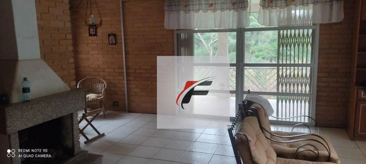 Chácara com 7 quartos à venda, 27116m2 em Umbará, Curitiba - PR - imagem 4 Foto 4 de Chácara com 7 quartos à venda, 27116m2 em Umbará, Curitiba - PR