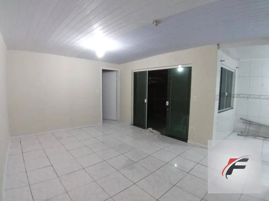 Sobrado com 6 quartos à venda, 310m2 em Umbará, Curitiba - PR - imagem 8 Foto 8 de Sobrado com 6 quartos à venda, 310m2 em Umbará, Curitiba - PR