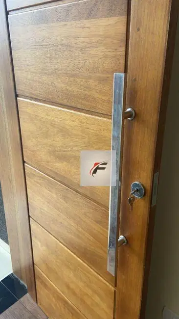 Casa com 3 quartos à venda, 200m2 em Sítio Cercado, Curitiba - PR - imagem 6 Foto 6 de Casa com 3 quartos à venda, 200m2 em Sítio Cercado, Curitiba - PR