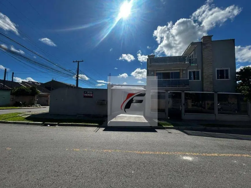 Sobrado com 4 quartos à venda, 250m2 em Campo de Santana, Curitiba - PR - imagem 8 Foto 8 de Sobrado com 4 quartos à venda, 250m2 em Campo de Santana, Curitiba - PR