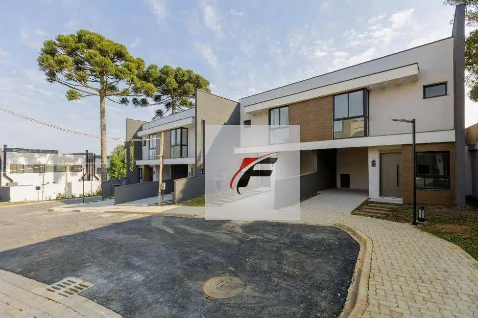 Sobrado com 3 quartos à venda, 112m2 em Pilarzinho, Curitiba - PR - imagem 6 Foto 6 de Sobrado com 3 quartos à venda, 112m2 em Pilarzinho, Curitiba - PR