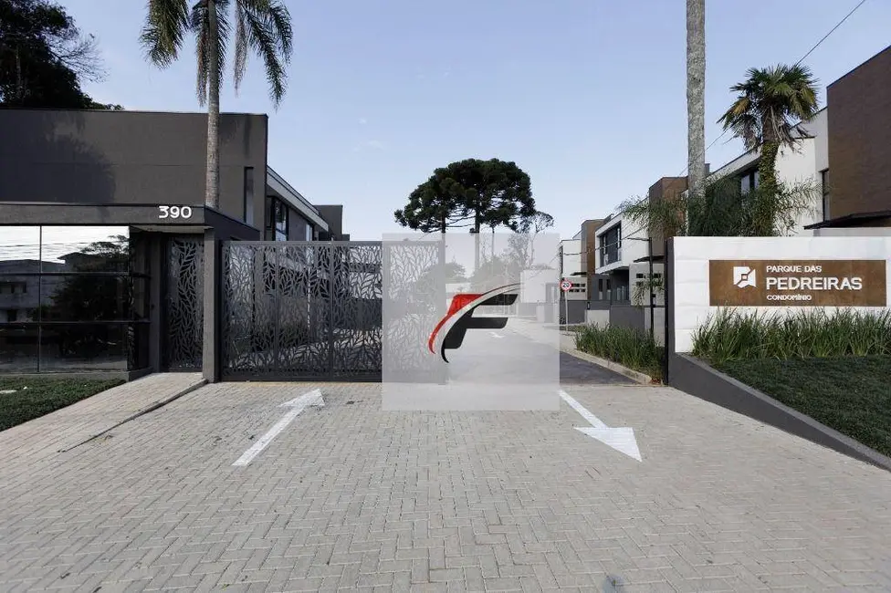 Sobrado com 3 quartos à venda, 112m2 em Pilarzinho, Curitiba - PR - imagem 3 Foto 3 de Sobrado com 3 quartos à venda, 112m2 em Pilarzinho, Curitiba - PR