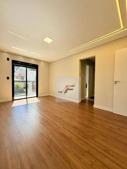 Foto 9 de Sobrado com 3 quartos à venda, 200m2 em Aristocrata, Sao Jose Dos Pinhais - PR