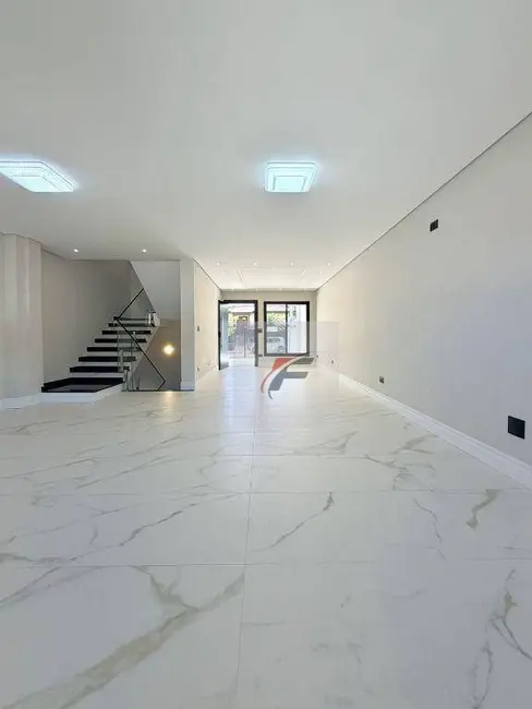 Foto 4 de Sobrado com 3 quartos à venda, 200m2 em Aristocrata, Sao Jose Dos Pinhais - PR