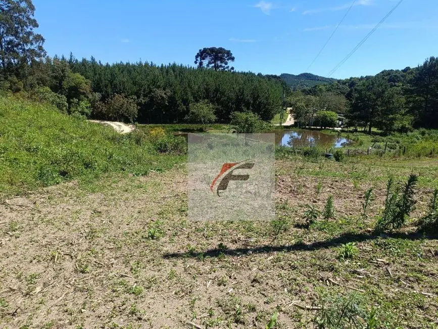 Foto 2 de Chácara com 3 quartos à venda, 8470m2 em Agudos Do Sul - PR