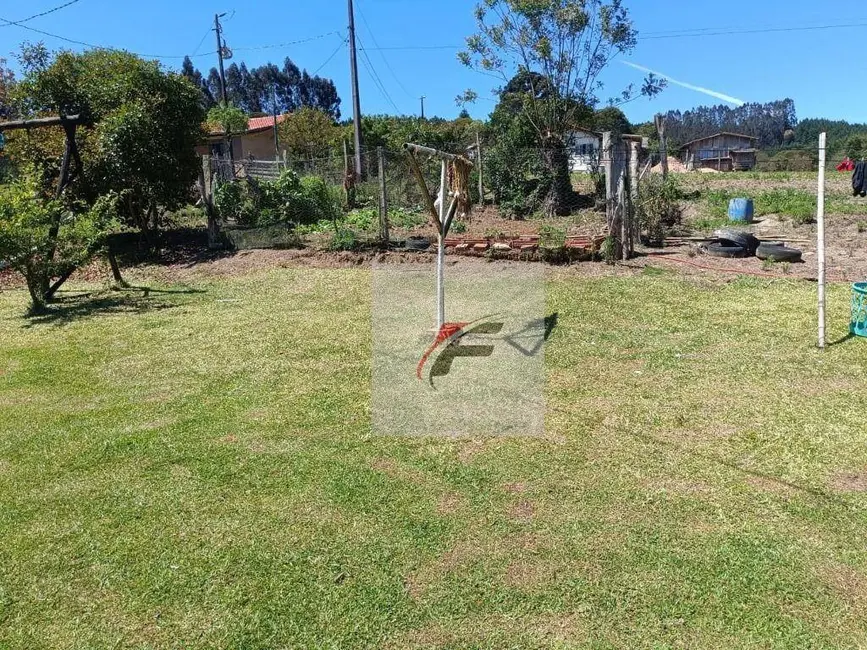 Foto 5 de Chácara com 3 quartos à venda, 8470m2 em Agudos Do Sul - PR