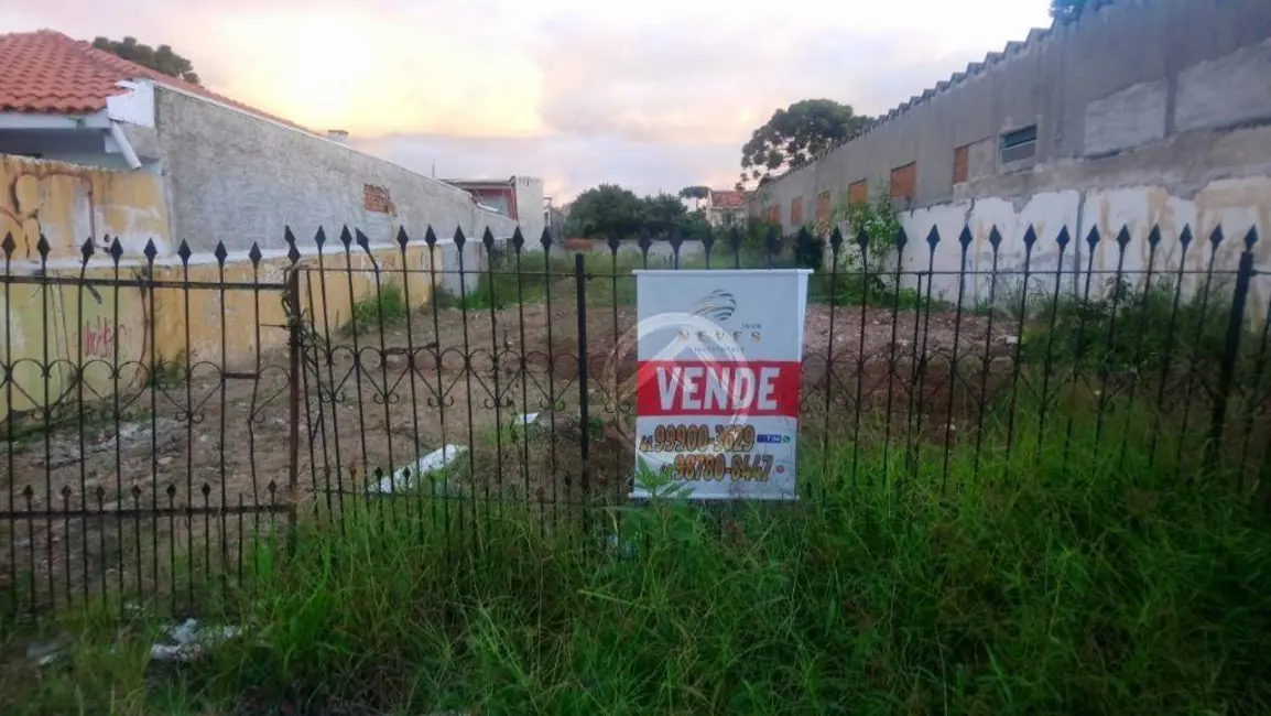 Foto 1 de Terreno / Lote à venda, 600m2 em Pinheirinho, Curitiba - PR