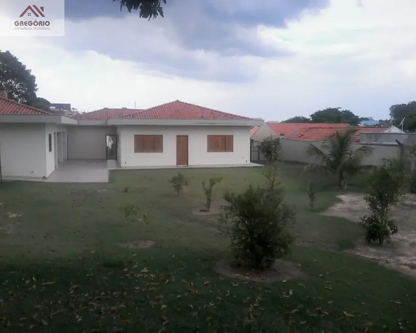 Foto 2 de Casa com 3 quartos à venda, 300m2 em Tiete - SP