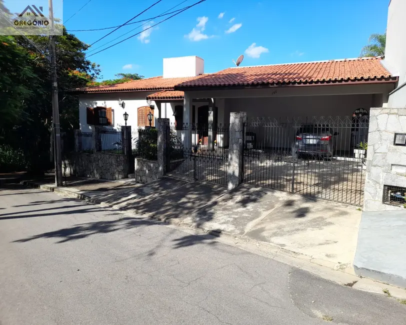 Foto 1 de Casa com 3 quartos à venda, 230m2 em Tiete - SP