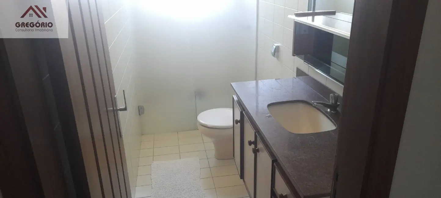 Casa com 3 quartos à venda, 180m2 em Tiete - SP - imagem 8 Foto 8 de Casa com 3 quartos à venda, 180m2 em Tiete - SP