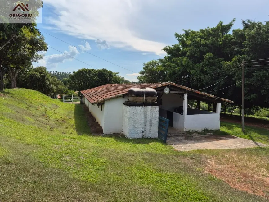 Sítio / Rancho com 3 quartos à venda, 630m2 em Tiete - SP - imagem 3 Foto 3 de Sítio / Rancho com 3 quartos à venda, 630m2 em Tiete - SP