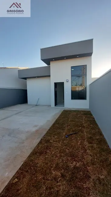 Foto 2 de Casa com 2 quartos à venda, 70m2 em Tiete - SP