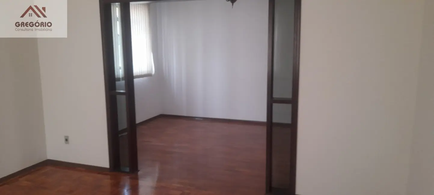 Foto 5 de Casa com 3 quartos à venda, 183m2 em Tiete - SP