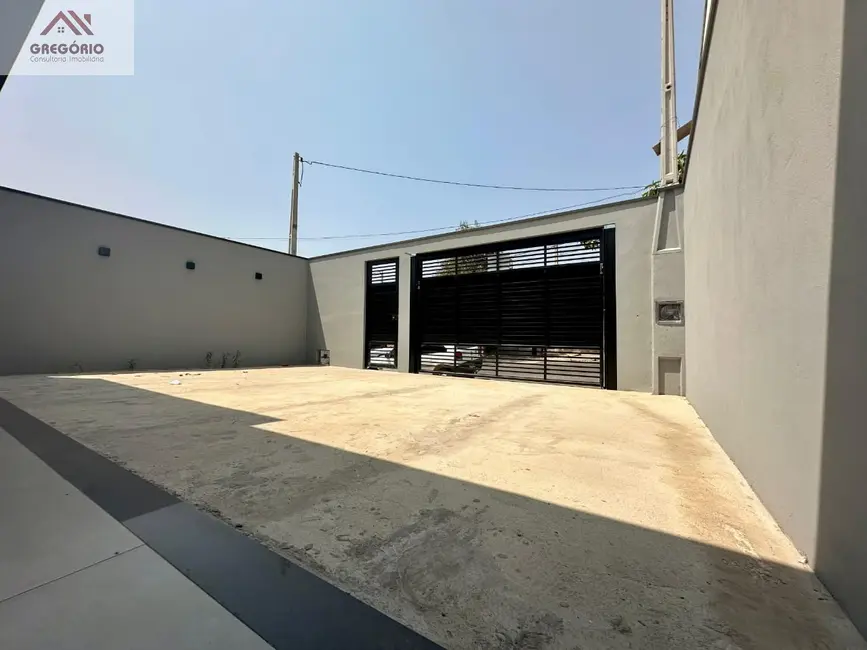 Foto 2 de Casa com 2 quartos à venda, 95m2 em Tiete - SP