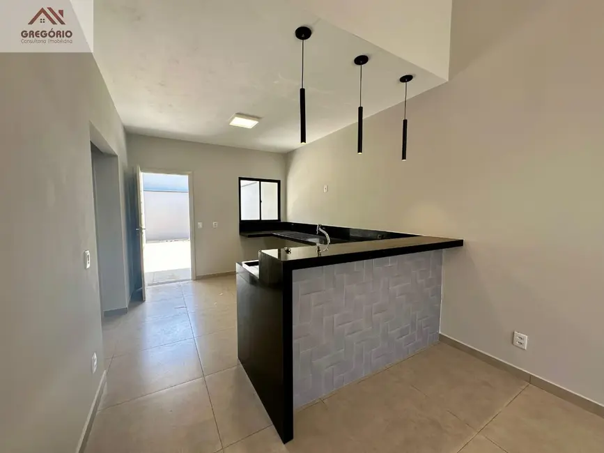 Casa com 2 quartos à venda, 95m2 em Tiete - SP - imagem 4 Foto 4 de Casa com 2 quartos à venda, 95m2 em Tiete - SP