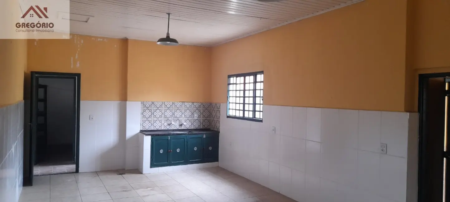 Sala Comercial com 3 quartos à venda, 322m2 em Tiete - SP - imagem 9 Foto 9 de Sala Comercial com 3 quartos à venda, 322m2 em Tiete - SP