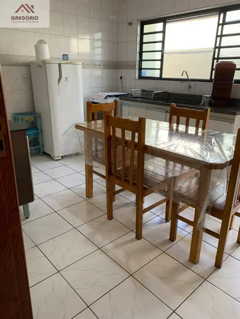 Foto 4 de Casa com 3 quartos à venda, 108m2 em Tiete - SP