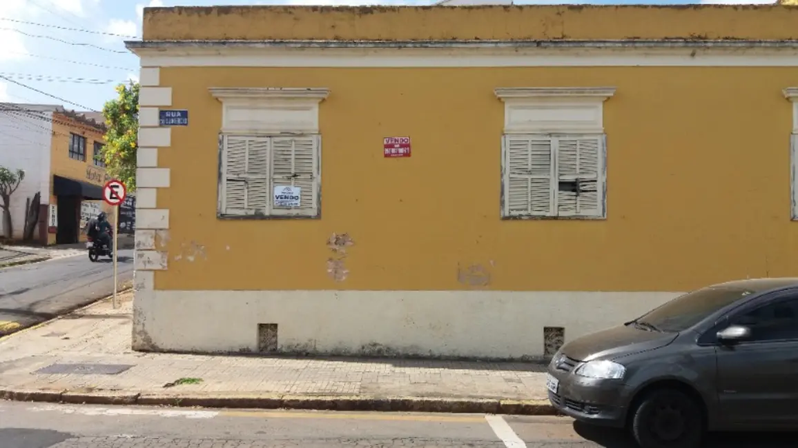 Foto 2 de Casa com 3 quartos à venda, 180m2 em Tiete - SP