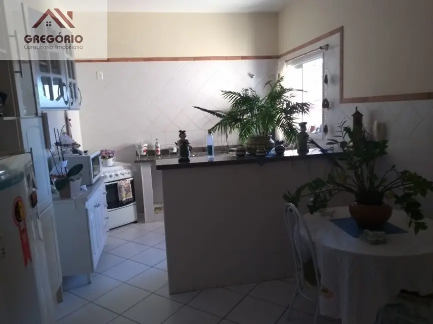 Casa com 3 quartos à venda, 214m2 em Tiete - SP - imagem 9 Foto 9 de Casa com 3 quartos à venda, 214m2 em Tiete - SP