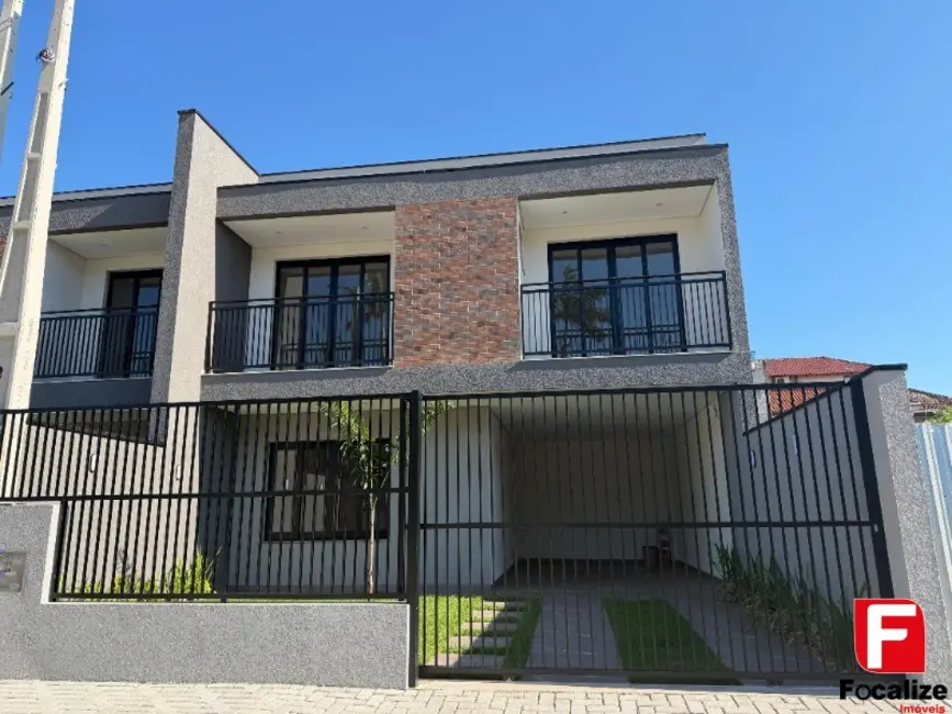 Foto 1 de Casa com 3 quartos à venda, 168m2 em Itapoa - SC