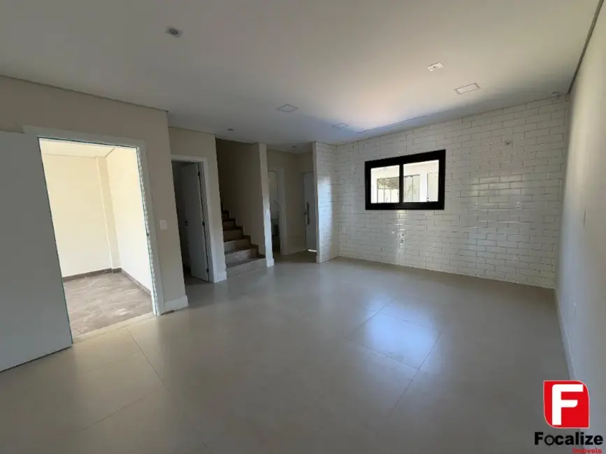 Foto 8 de Casa com 3 quartos à venda, 168m2 em Itapoa - SC