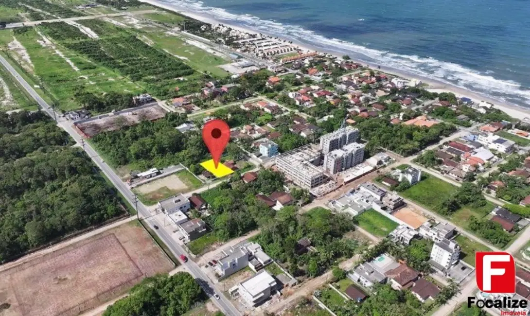 Foto 1 de Terreno / Lote à venda, 480m2 em Itapoa - SC