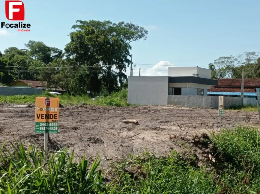 Foto 2 de Terreno / Lote à venda, 300m2 em Itapoa - SC