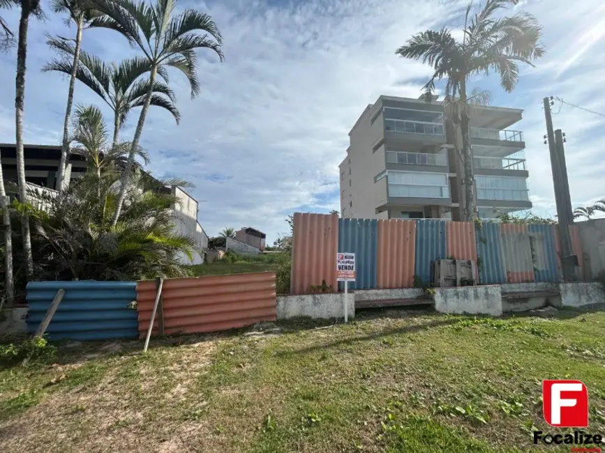 Foto 1 de Terreno / Lote com 3 quartos à venda, 322m2 em Itapoa - SC