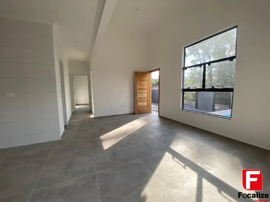 Foto 4 de Casa com 3 quartos à venda, 77m2 em Itapoa - SC