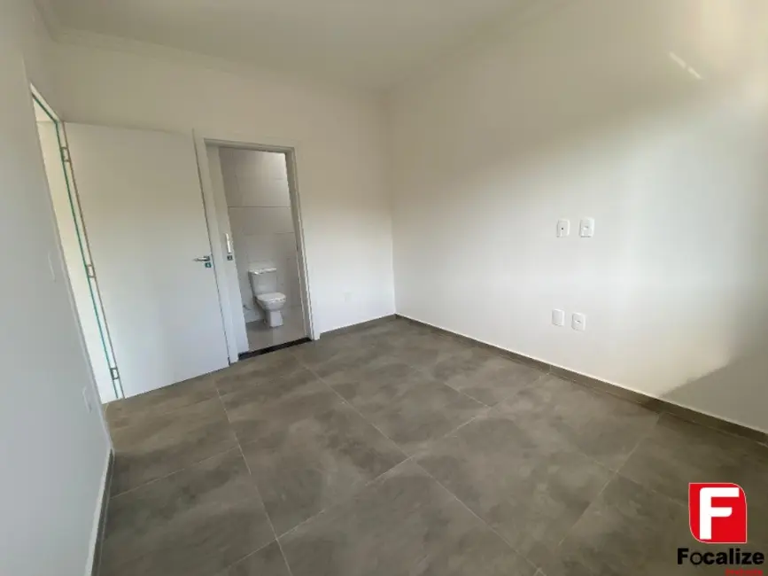 Foto 9 de Casa com 3 quartos à venda, 77m2 em Itapoa - SC