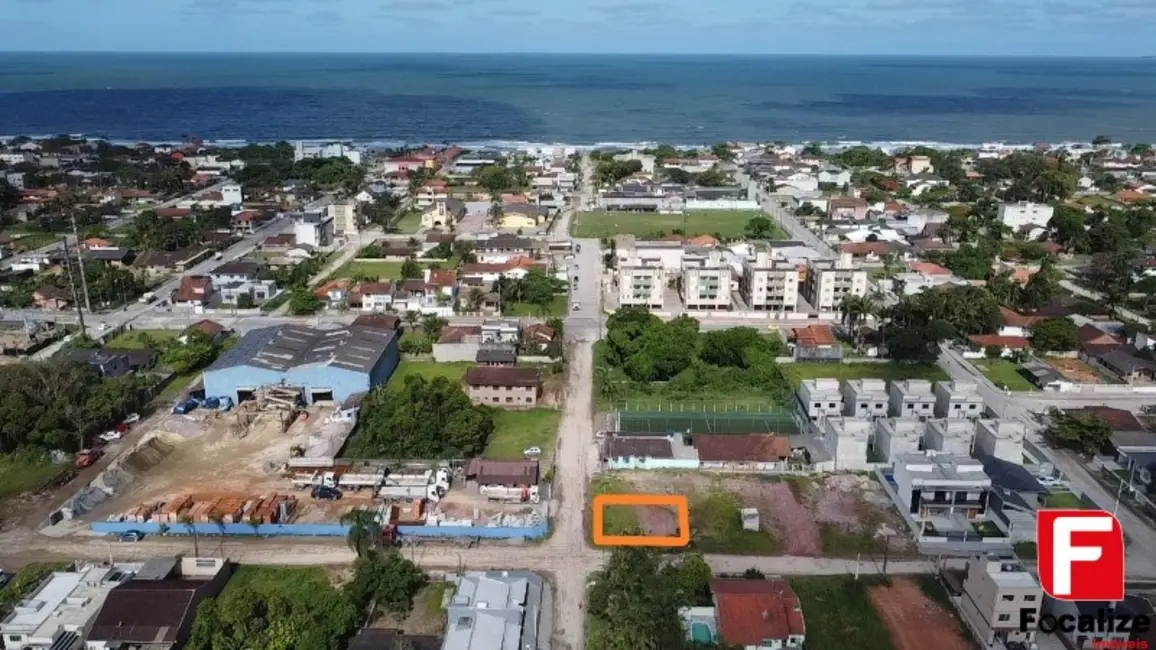Foto 1 de Terreno / Lote à venda, 176m2 em Itapoa - SC