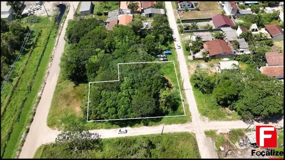 Foto 2 de Terreno / Lote à venda, 352m2 em Itapoa - SC
