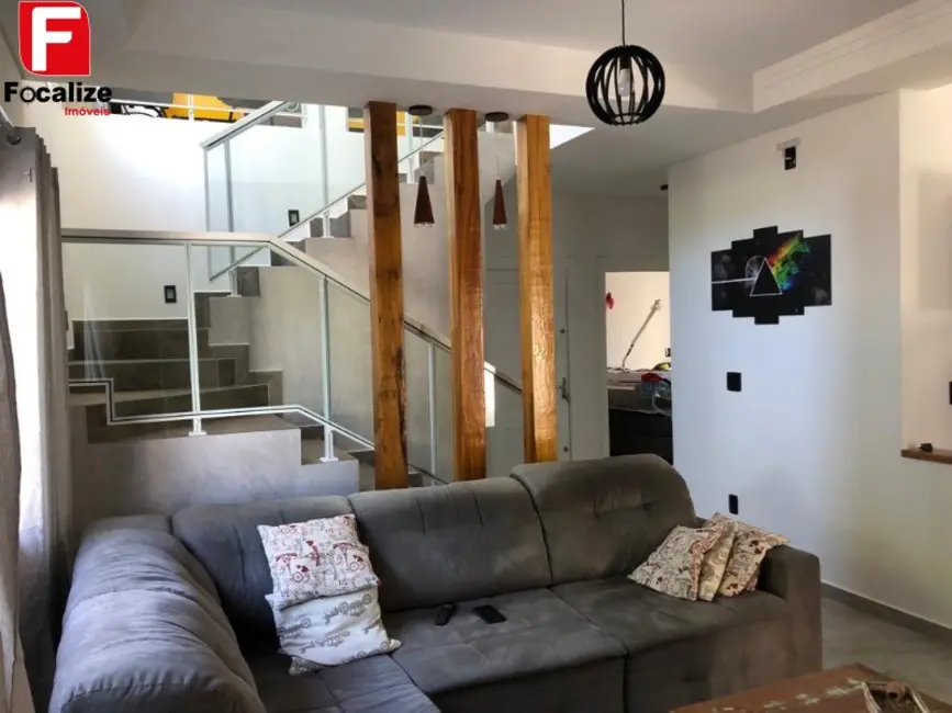 Foto 3 de Casa com 3 quartos à venda, 240m2 em Itapoa - SC