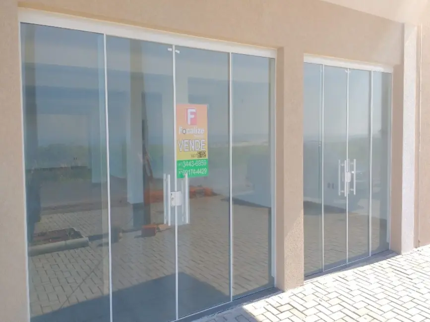 Foto 2 de Sala Comercial à venda, 144m2 em Itapoa - SC