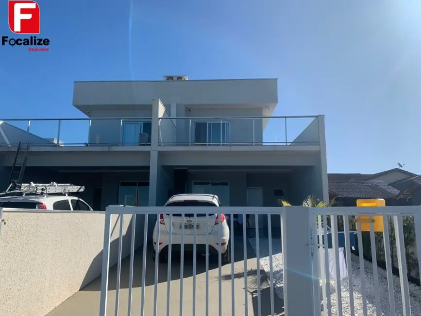 Foto 3 de Casa com 5 quartos à venda, 144m2 em Itapoa - SC