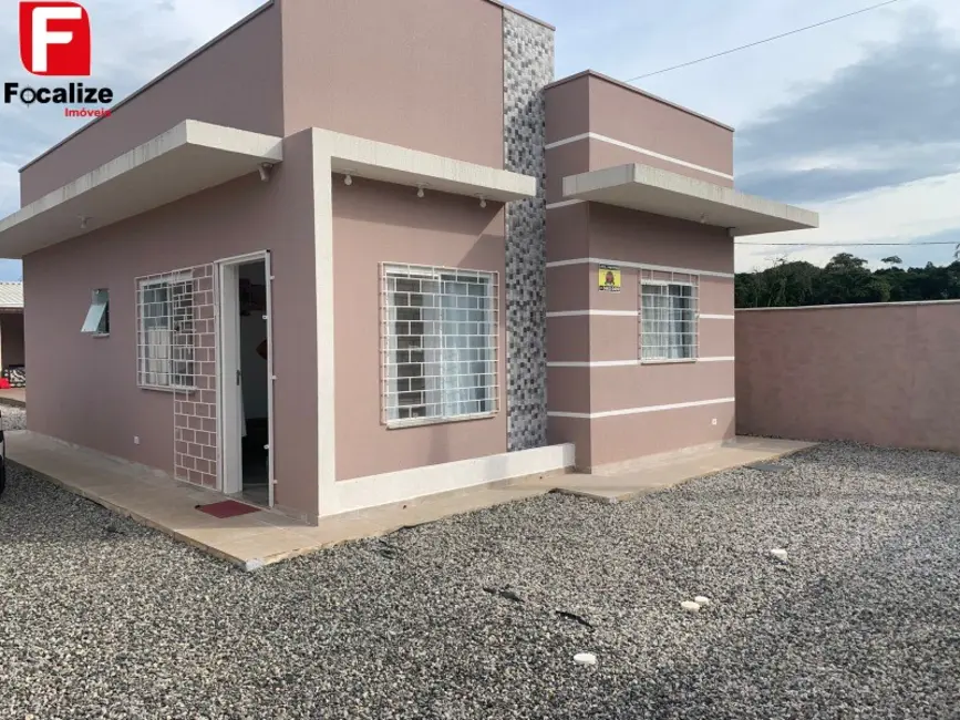 Foto 2 de Casa com 3 quartos à venda, 72m2 em Itapoa - SC