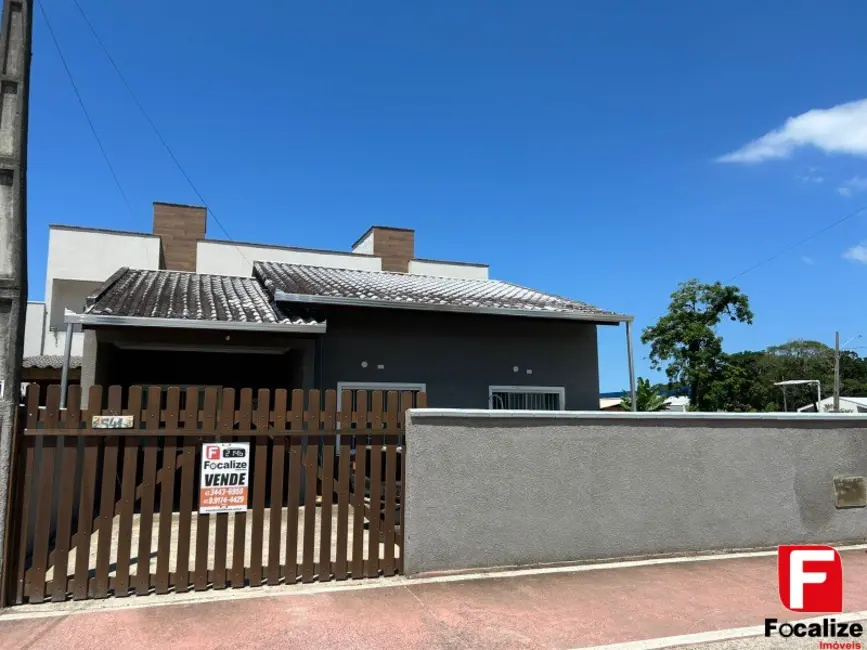 Foto 2 de Casa com 3 quartos à venda, 147m2 em Itapoa - SC